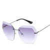 Image of Luxury Transparent Gradient Sun Glasses For Women Elegant